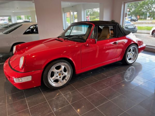 Porsche 911 carrea 2Cabriolet 964